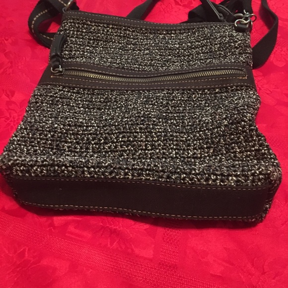 The Sak Crochet Crossbody Bag Womens Purse - Picture 4 of 7